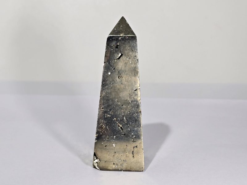 Point_σιδηροπυρίτη_P418_lavriostone