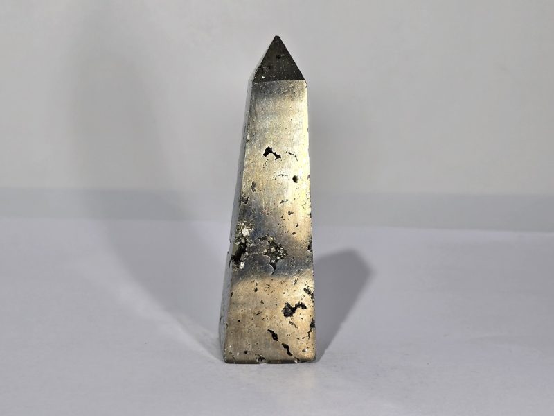 Point_σιδηροπυρίτη_P419_lavriostone