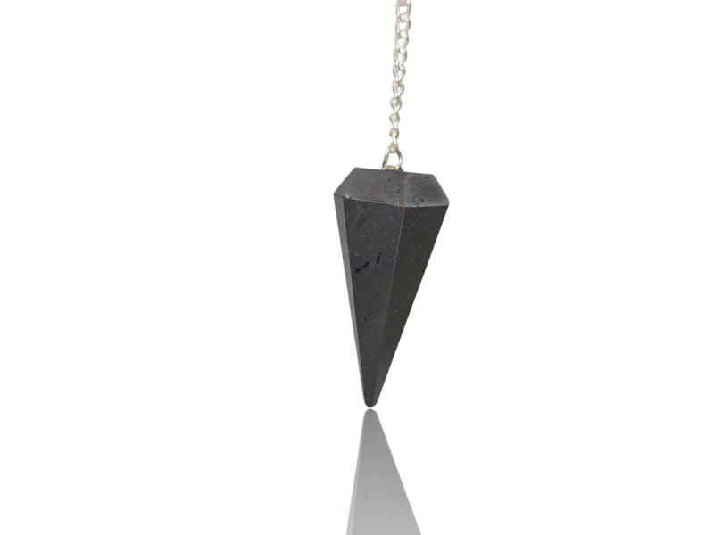 ekkremes_aimatitis_PD119_lavriostone