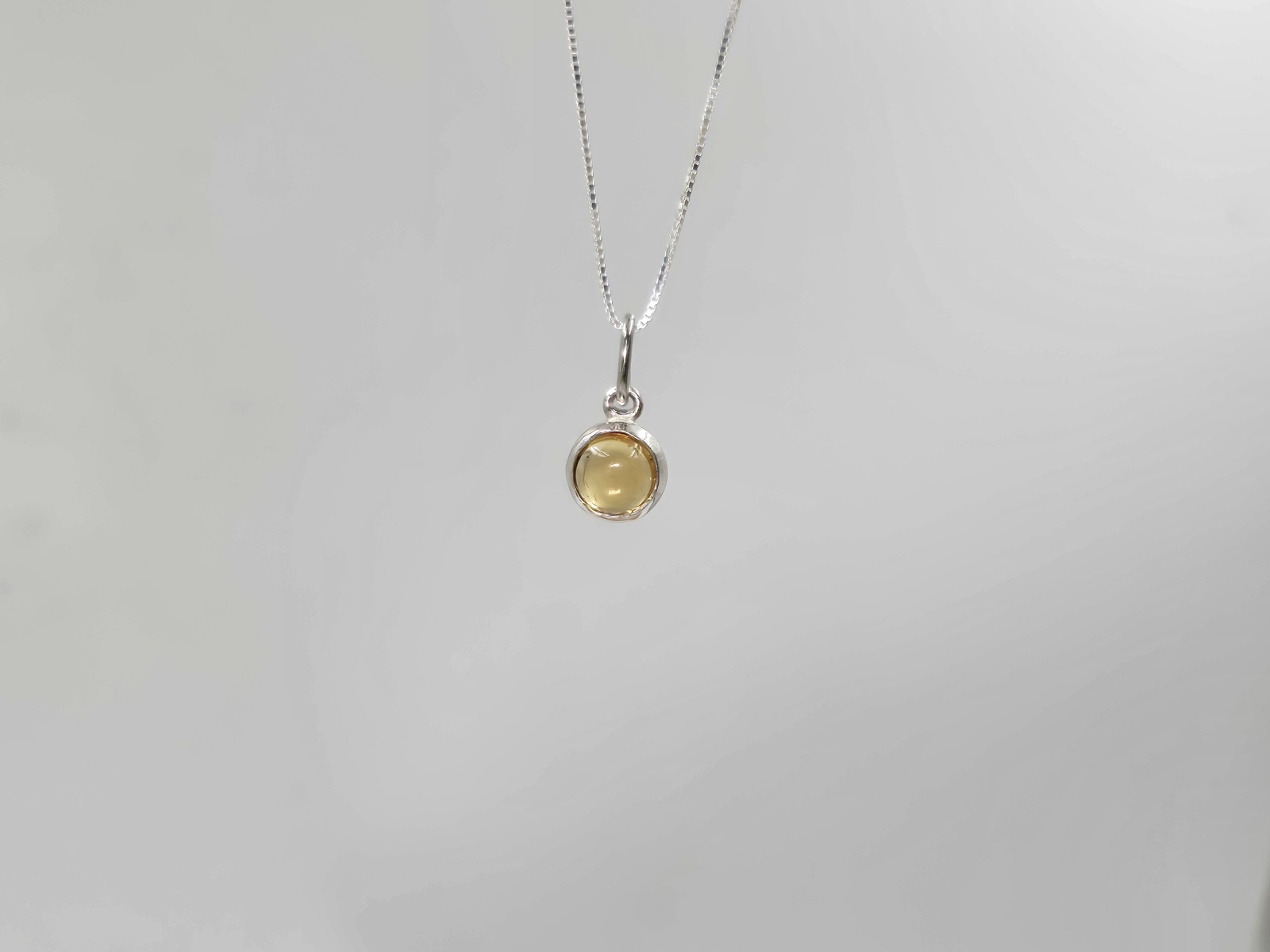 mentagion-me-kitrini-n357-lavriostone mentagion-me-kitrini-n357-lavriostone