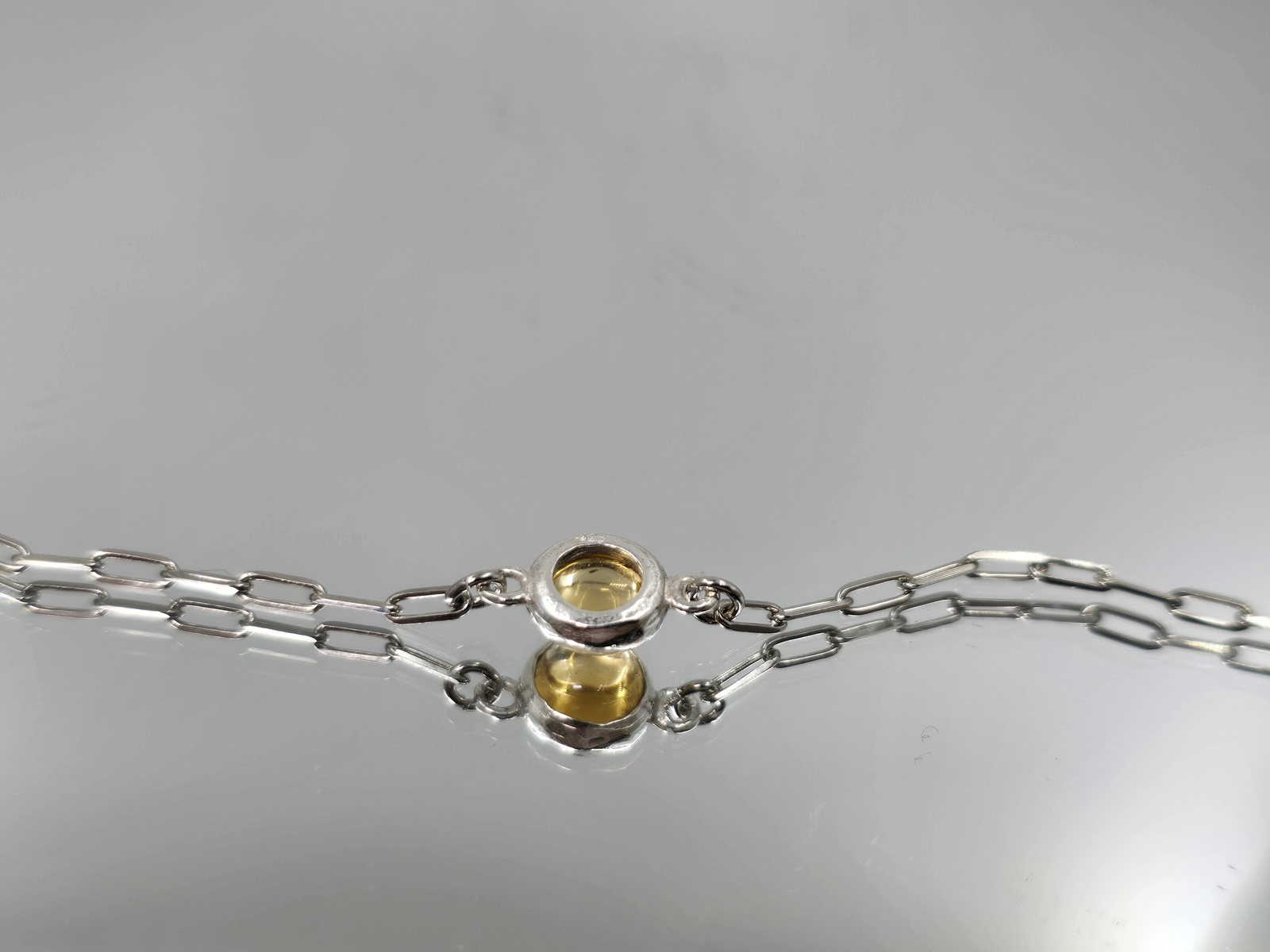 vraxioli-me-kitrini-b286-lavriostone vraxioli-me-kitrini-b286-lavriostone