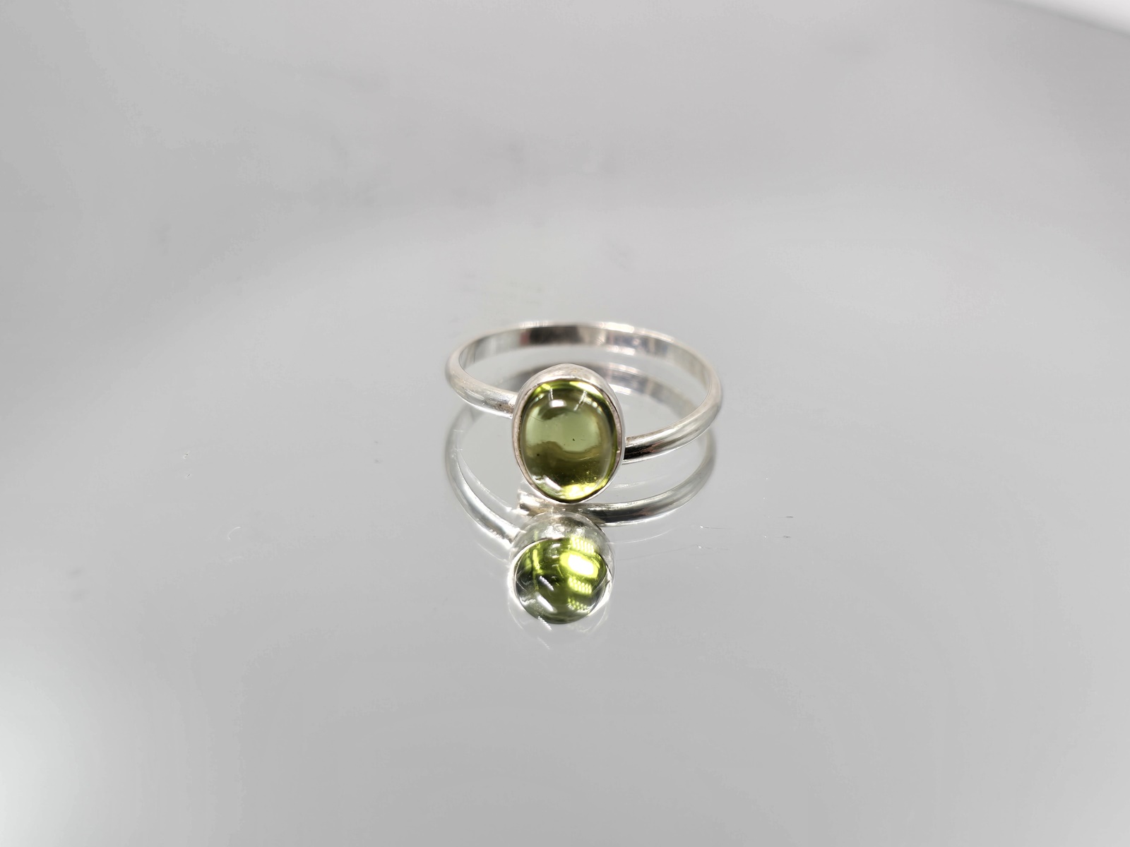 dachtilidi-me-peridoto-r314-lavriostone dachtilidi-me-peridoto-r314-lavriostone