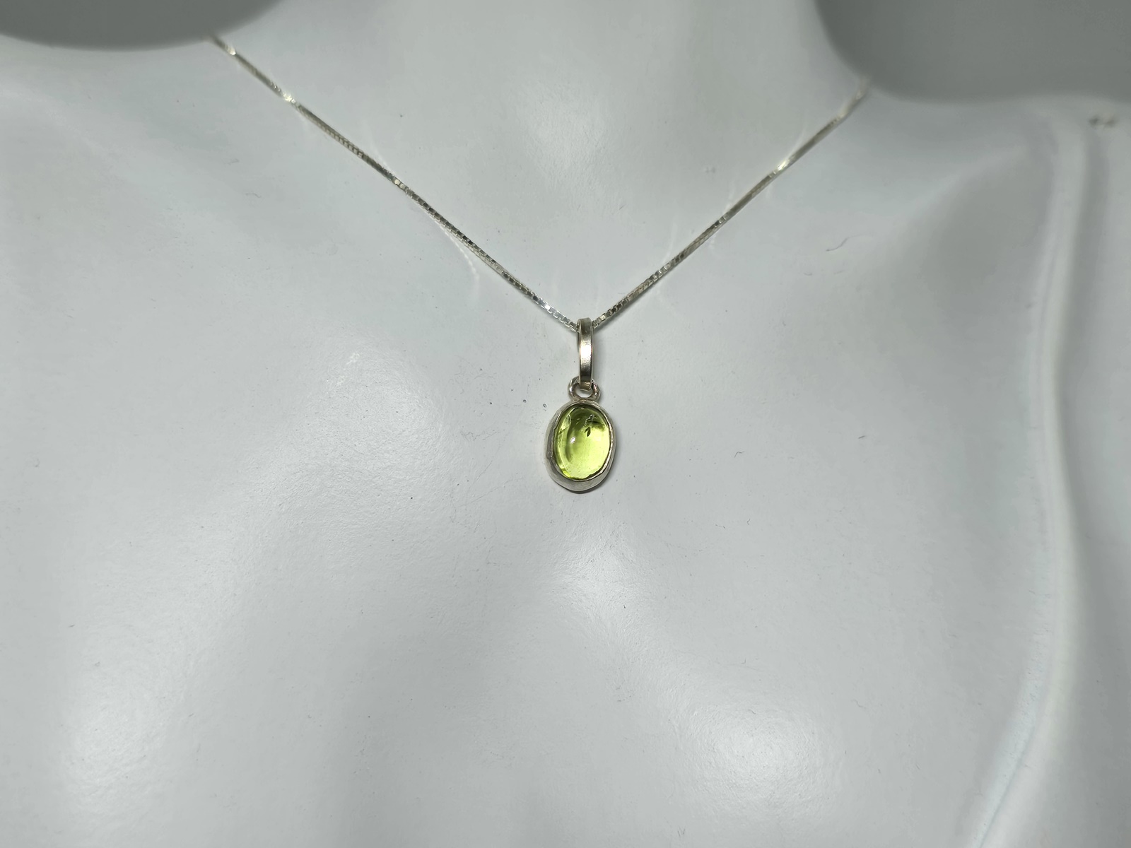 mentagion-me-peridoto-n358-lavriostone mentagion-me-peridoto-n358-lavriostone