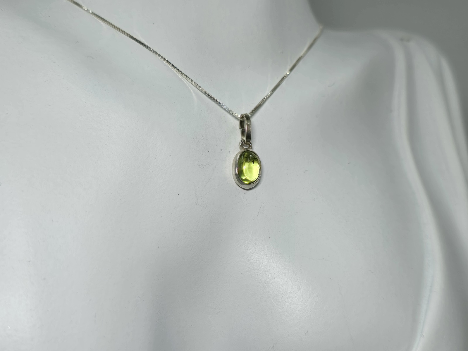 mentagion-me-peridoto-n358-lavriostone mentagion-me-peridoto-n358-lavriostone