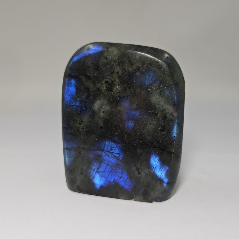 rainbow_labradoritis_min2994_lavriostone