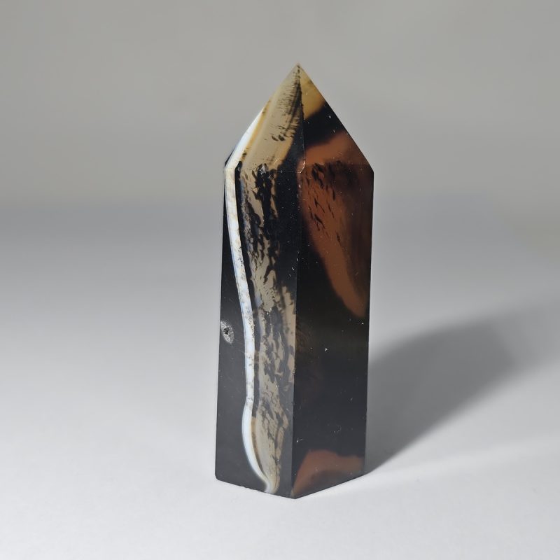 Point_ahati_P465_lavriostone