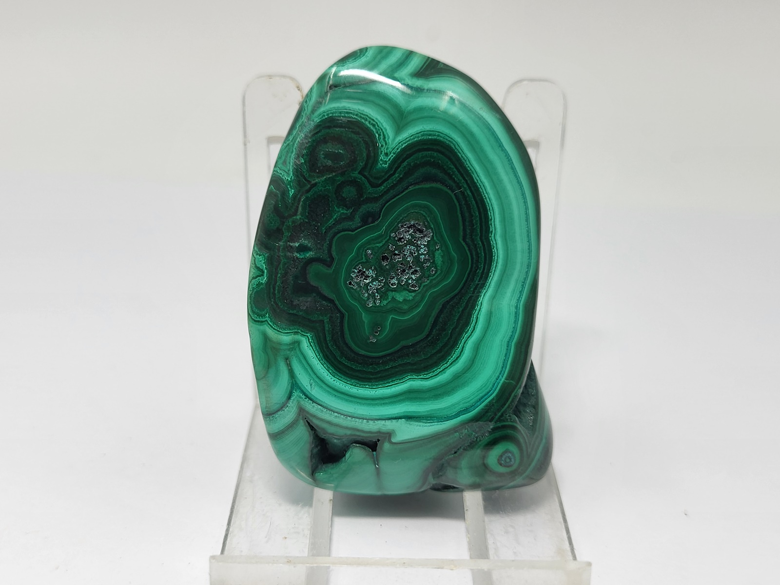 Malachitis-Malachite-Min3039-Lavriostone (5) Malachitis-Malachite-min3039-lavriostone