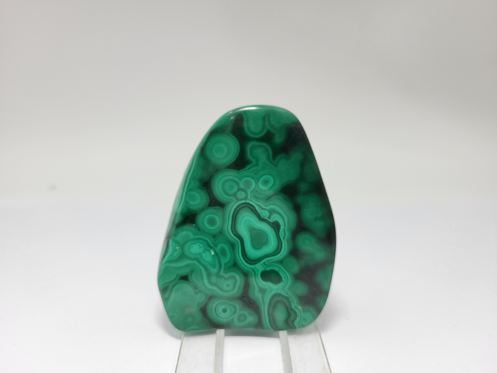 Malachitis-Malachite-Min3040-Lavriostone (3) Malachitis-Malachite-min3040-lavriostone