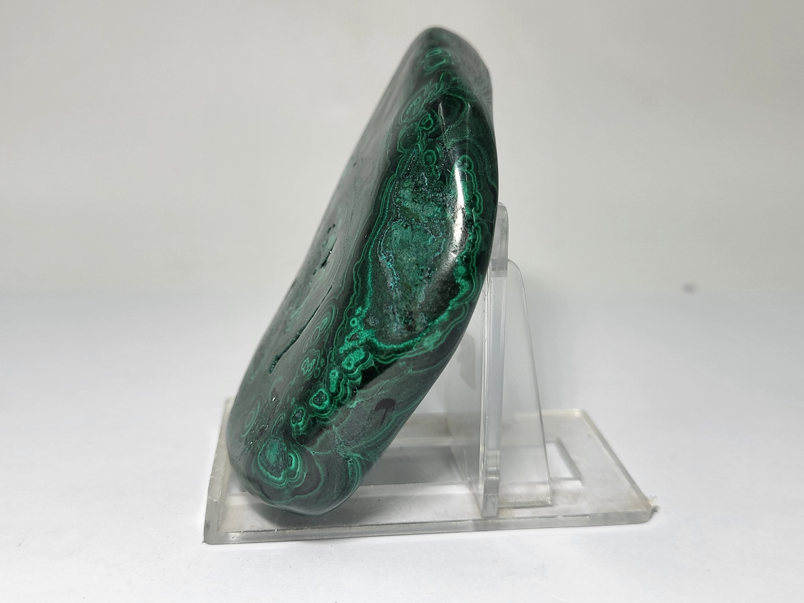 Malachitis-Malachite-Min3044-Lavriostone (5) Malachitis-Malachite-min3044-lavriostone