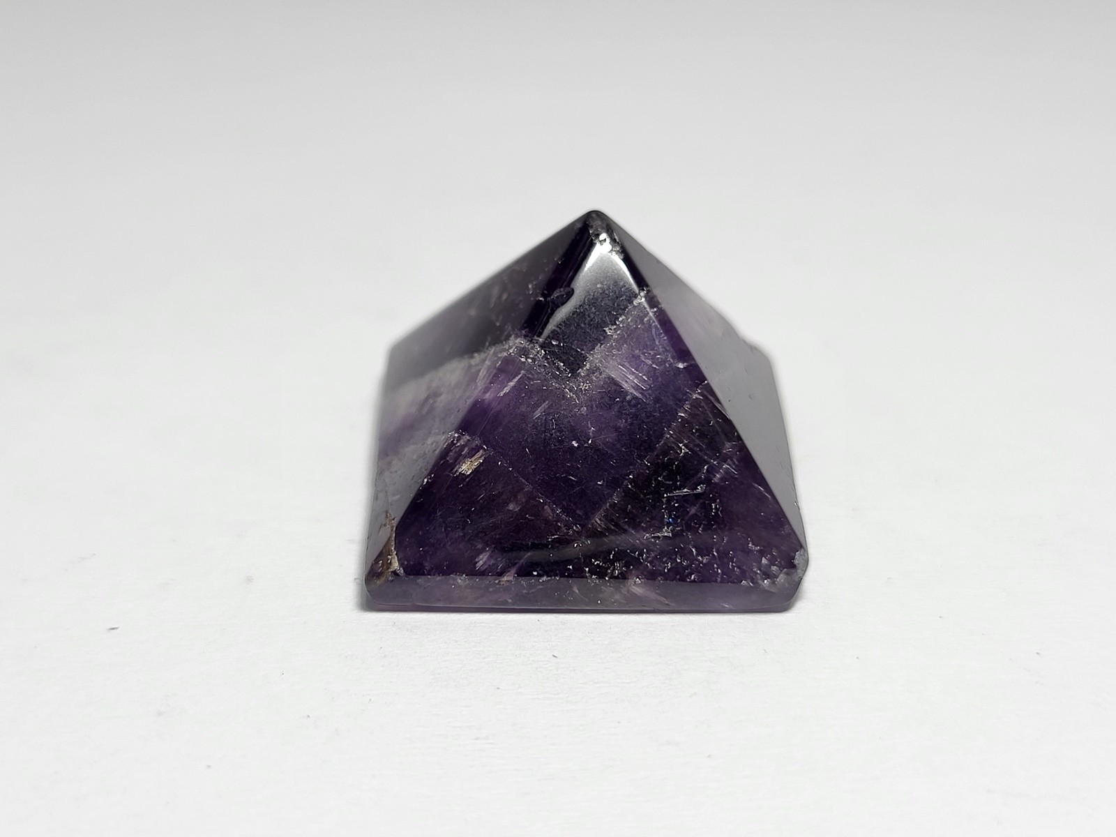 Pyramida Amethystos -Pyramid Amethyst- Min3134 (5) Pyramida Amethystos -Pyramid Amethyst- Min3134 (5)