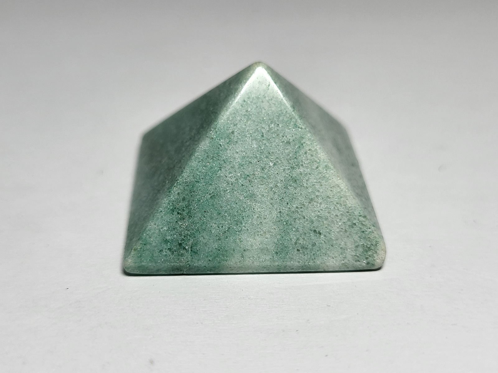 Pyramida Aventourini-Pyramid Aventurine- Min3125 Pyramida Aventourini-Pyramid Aventurine- Min3125