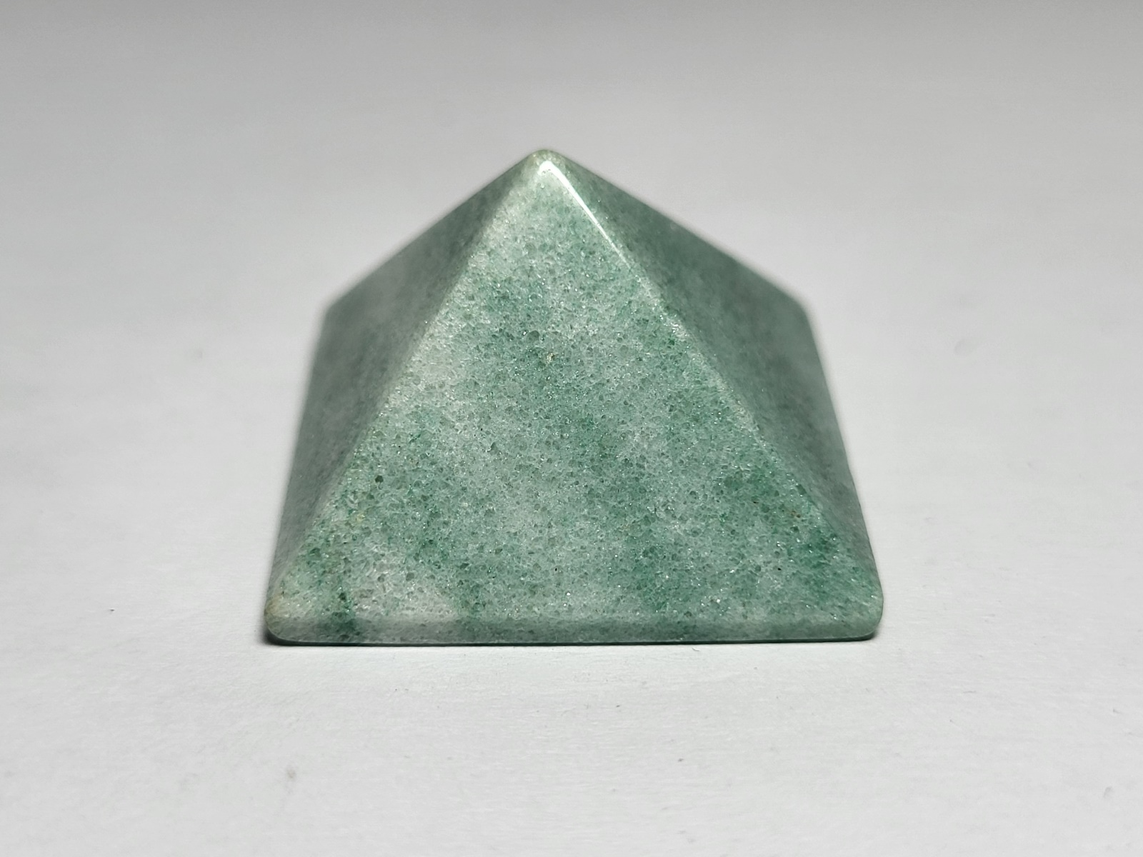 Pyramida Aventourini-Pyramid Aventurine- Min3125 Pyramida Aventourini-Pyramid Aventurine- Min3125