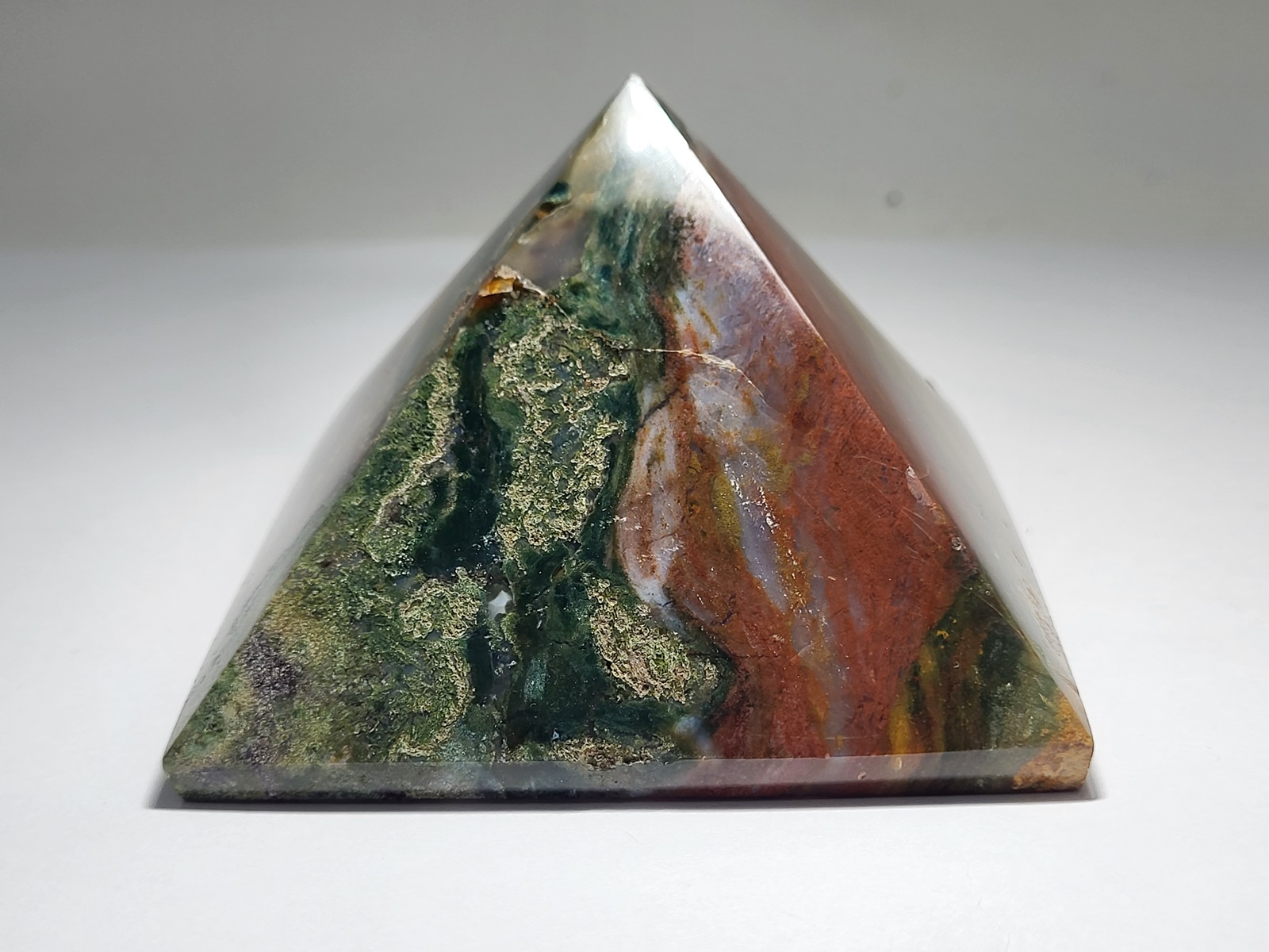 Pyramida Iaspis Picasso-Pyramid Jasper Picasso- Min3131 (8) Pyramida Iaspis Picasso-Pyramid Jasper Picasso- Min3131 (8)