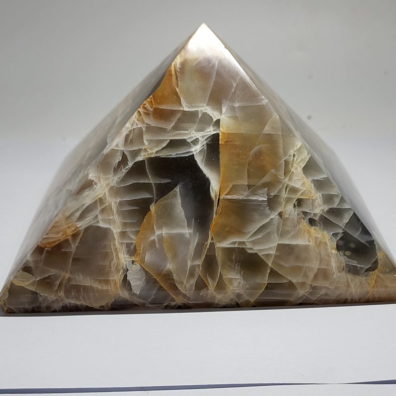 Pyramida Kafe Feggaropetra -Pyramid Brown Moonstone- Min3132 (11)