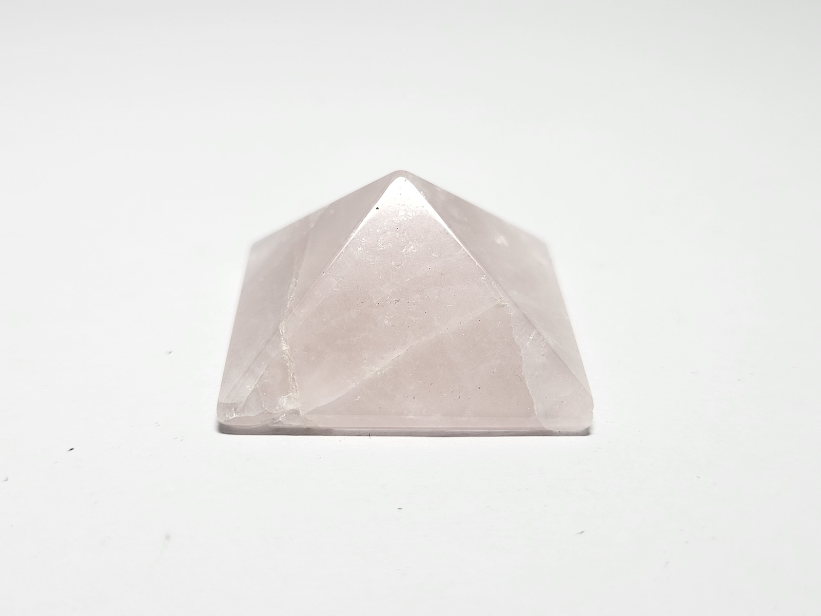 Pyramida Roz Xalazia-Pyramid Rose Quartz-Min3120 (17) Pyramida Roz Xalazia-Pyramid Rose Quartz-Min3120 (5)