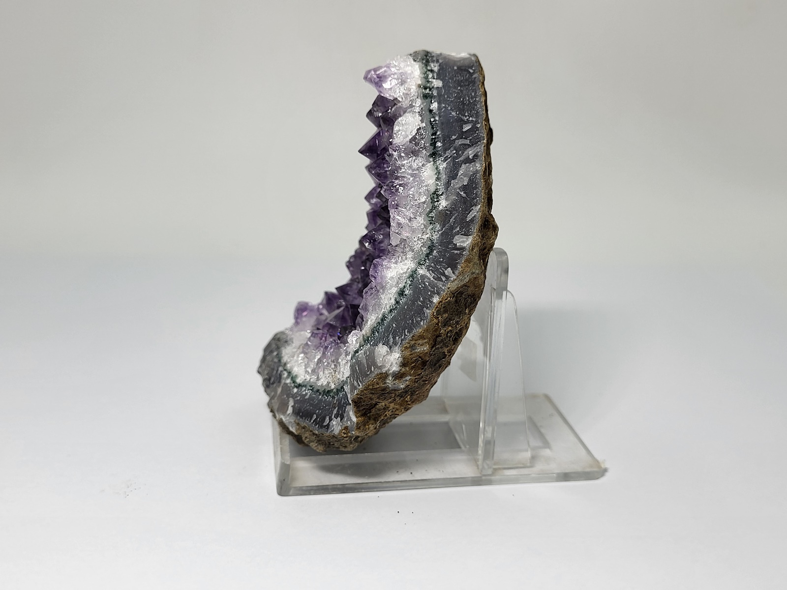 amethystos-amethyst-min3019-lavriostone (9) amethystos-amethyst-min3019-lavriostone