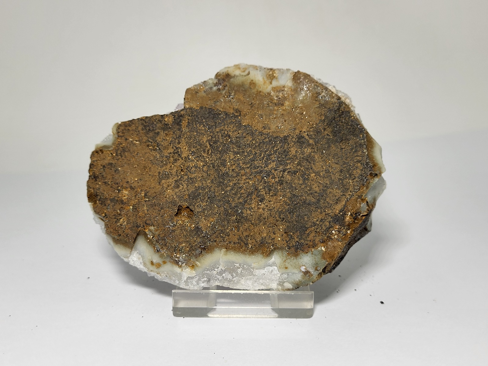 amethystos-amethyst-min3020-lavriostone (11) amethystos-amethyst-min3020-lavriostone (7)