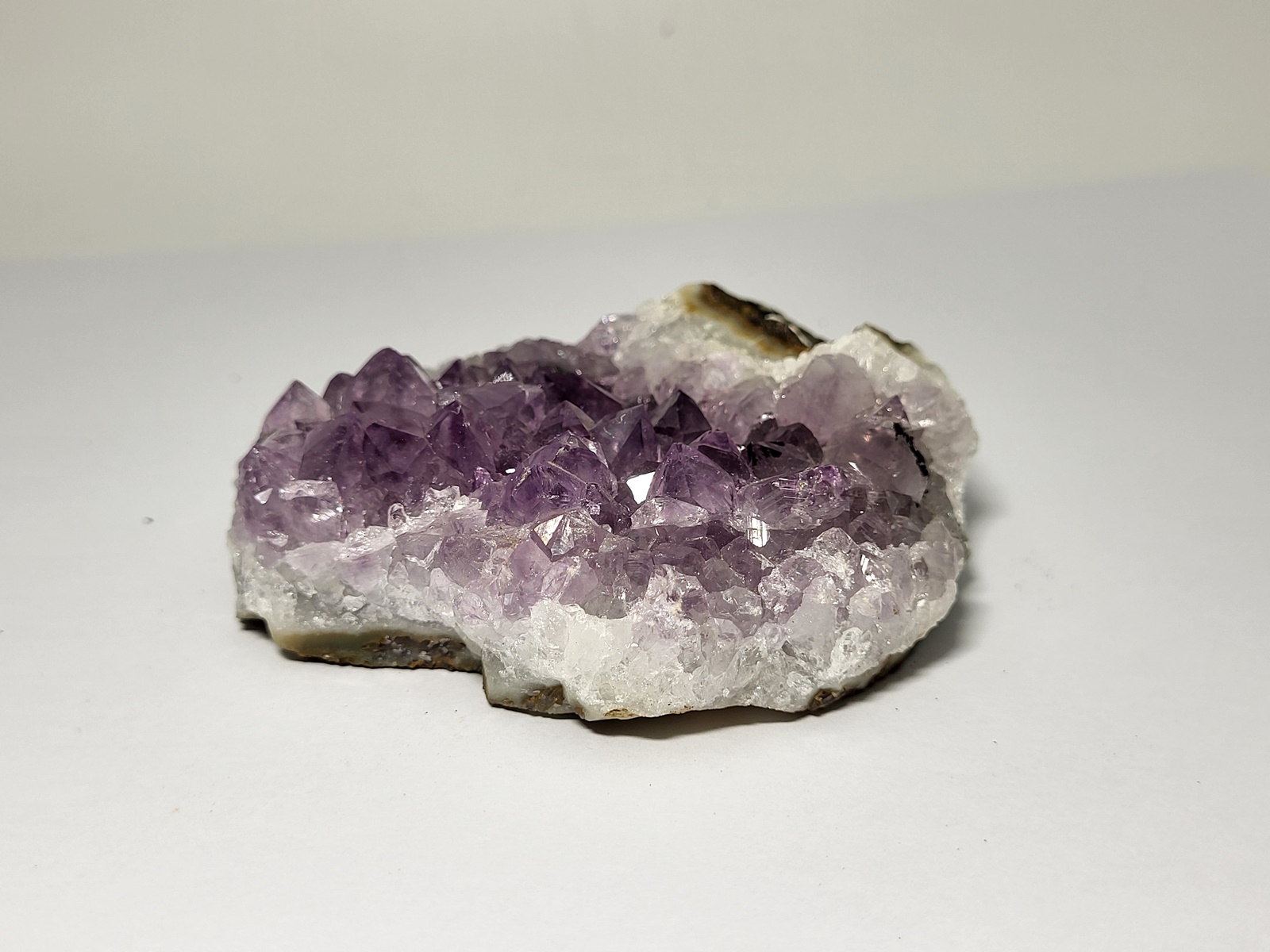 amethystos-amethyst-min3020-lavriostone (7) amethystos-amethyst-min3020-lavriostone (7)
