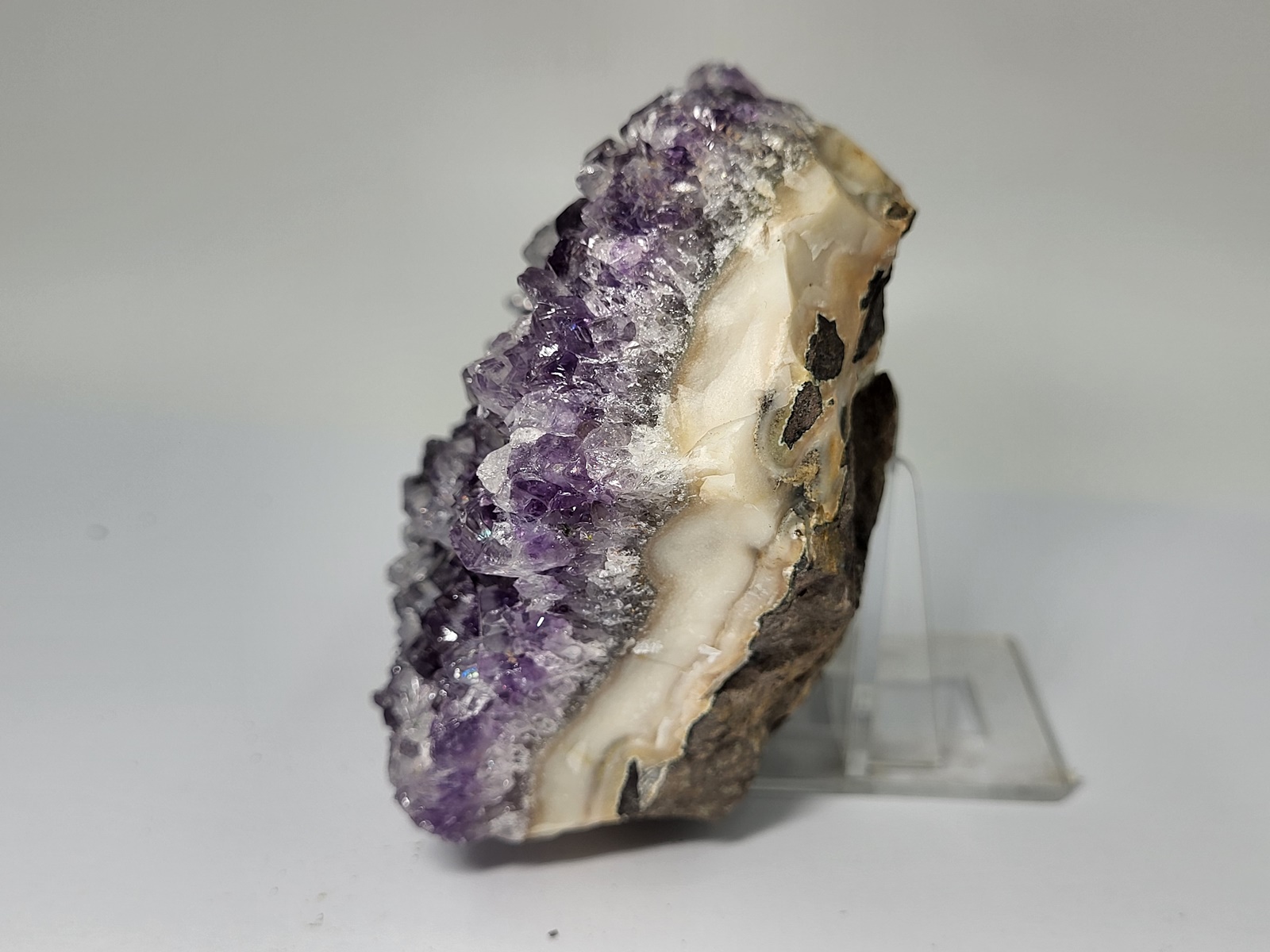 amethystos-amethyst-min3027-lavriostone (9) amethystos-amethyst-min3027-lavriostone