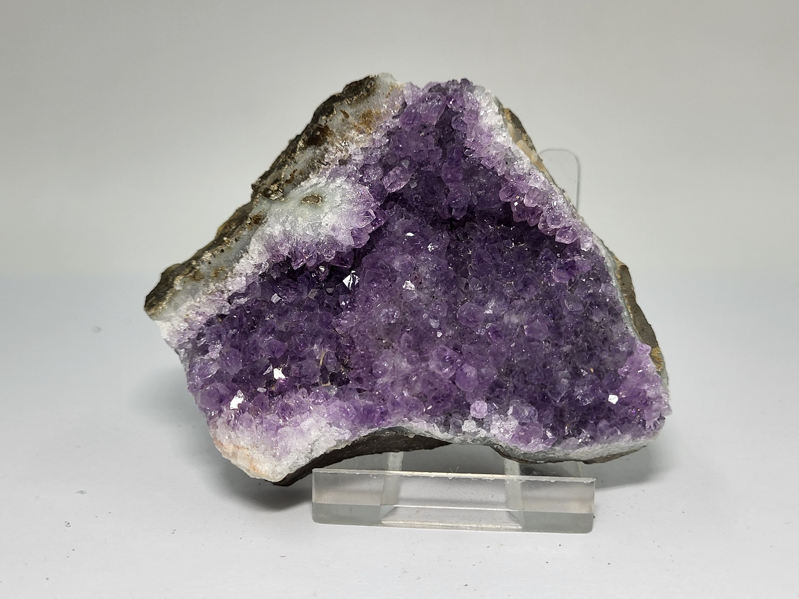 amethystos-amethyst-min3028-lavriostone (12) amethystos-amethyst-min3028-lavriostone