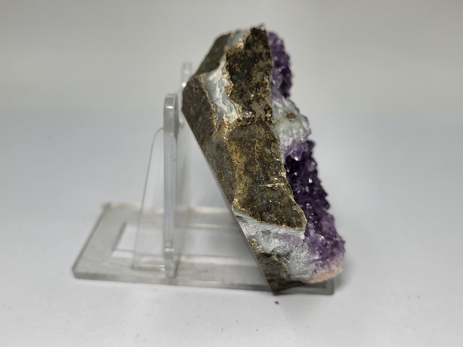 amethystos-amethyst-min3028-lavriostone (14) amethystos-amethyst-min3028-lavriostone