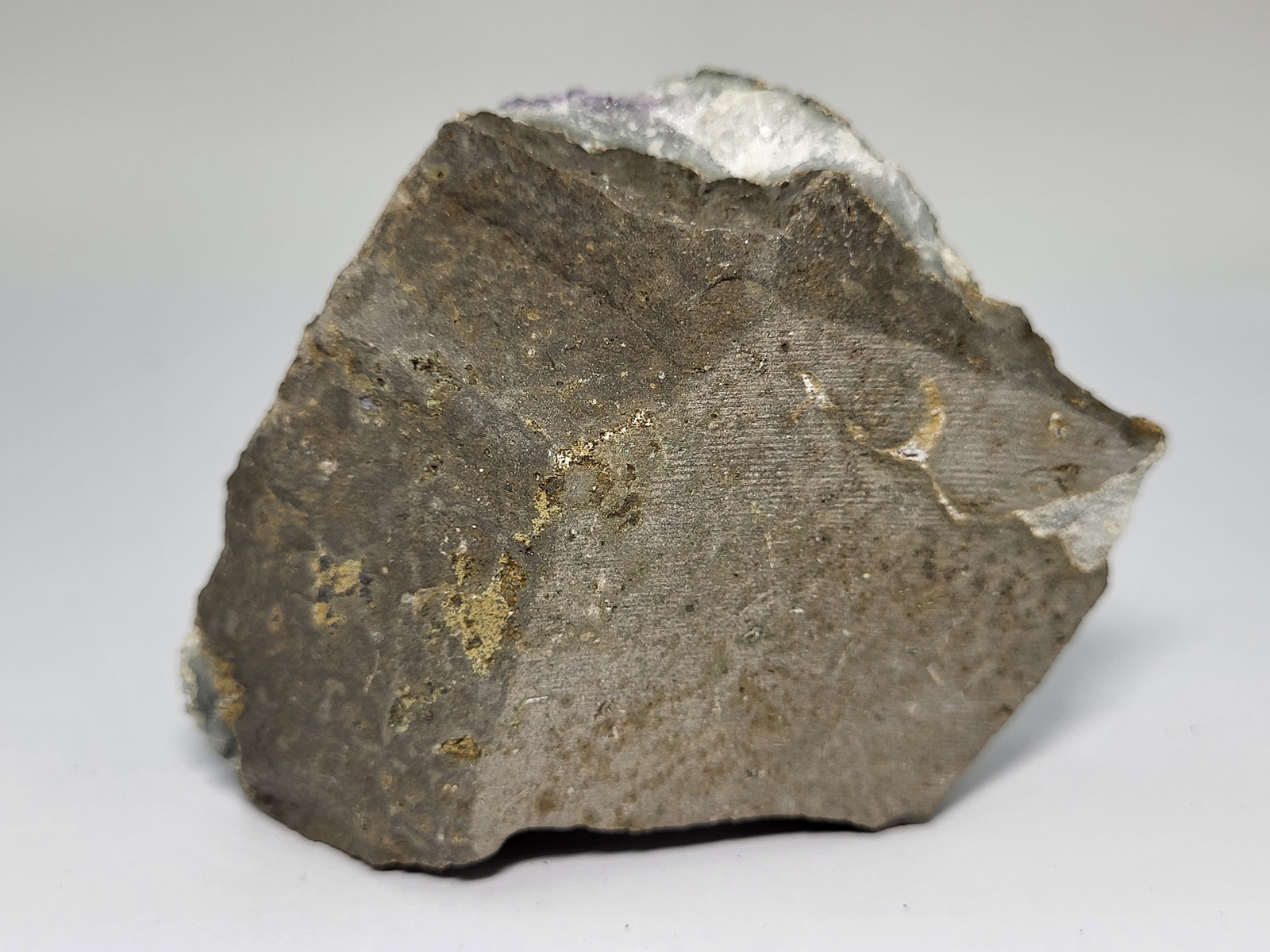 amethystos-amethyst-min3028-lavriostone (5) amethystos-amethyst-min3028-lavriostone