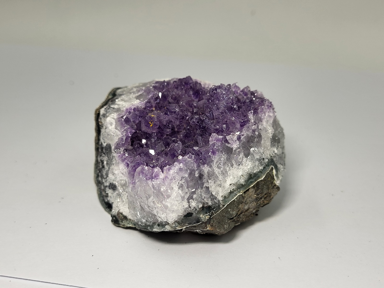amethystos-amethyst-min3029-lavriostone (10) amethystos-amethyst-min3029-lavriostone