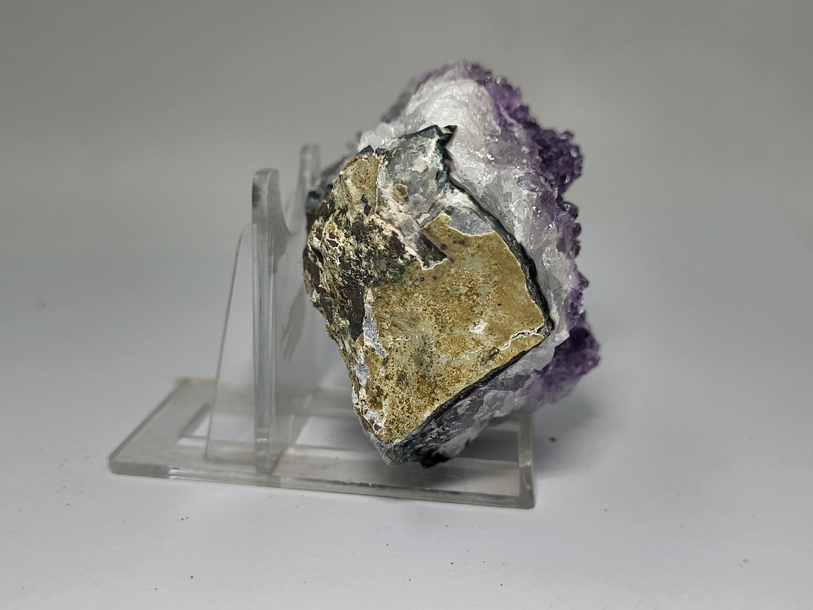 amethystos-amethyst-min3029-lavriostone (7) amethystos-amethyst-min3029-lavriostone