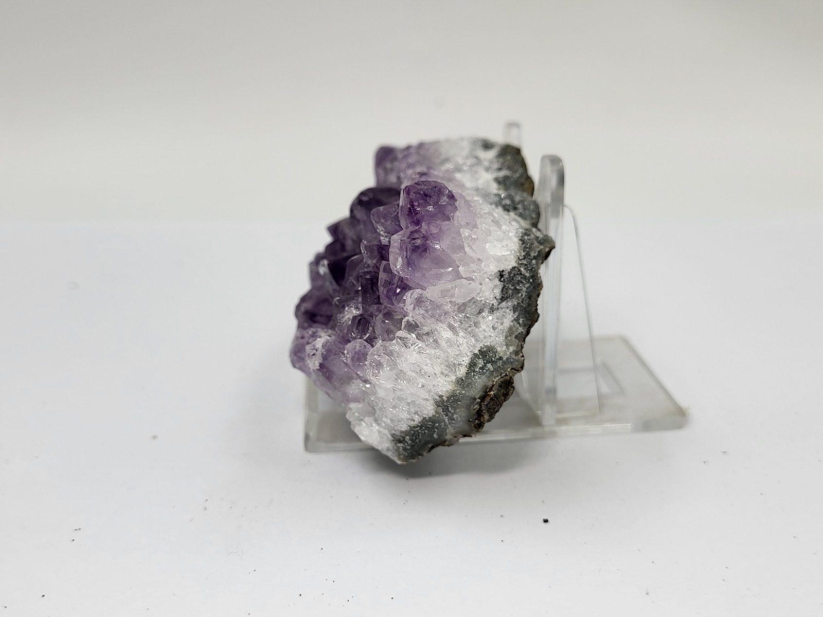 amethystos-amethyst-min3031-lavriostone (9) amethystos-amethyst-min3031-lavriostone
