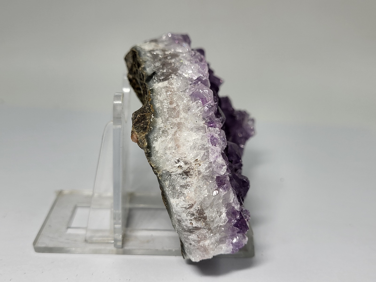 amethystos-amethyst-min3037-lavriostone (7) amethystos-amethyst-min3036-lavriostone