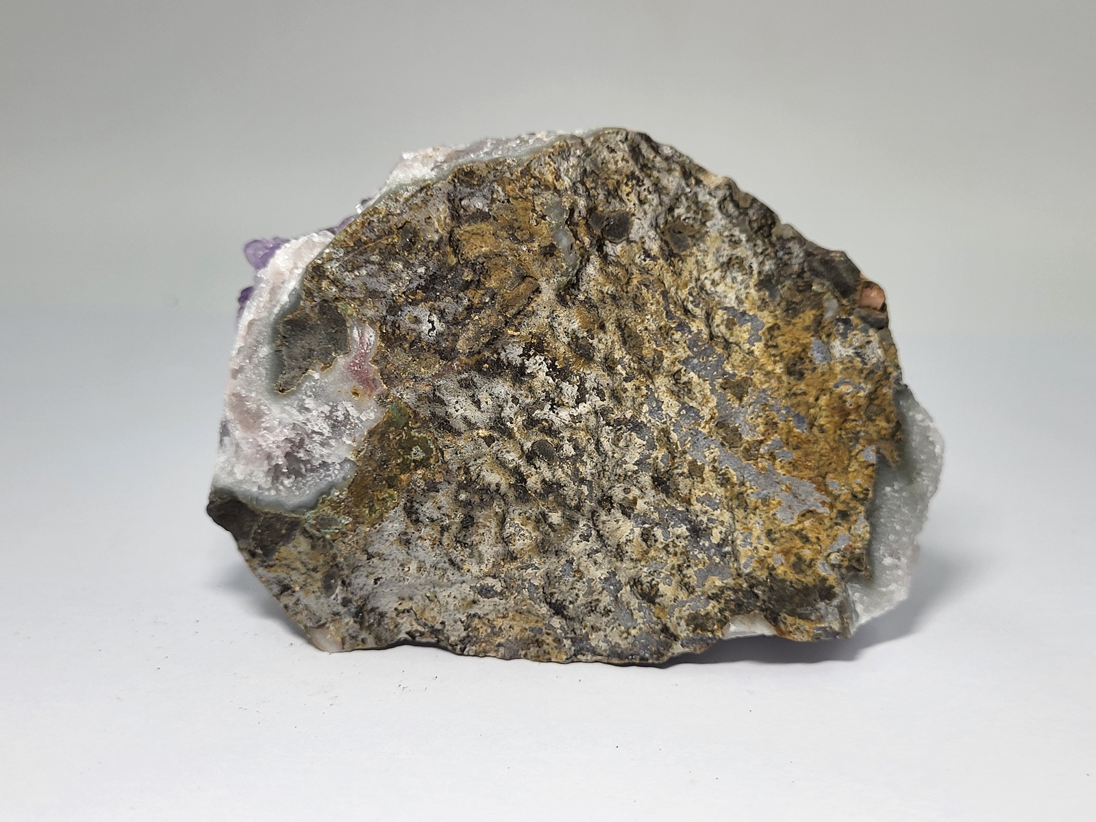 amethystos-amethyst-min3037-lavriostone (8) amethystos-amethyst-min3036-lavriostone