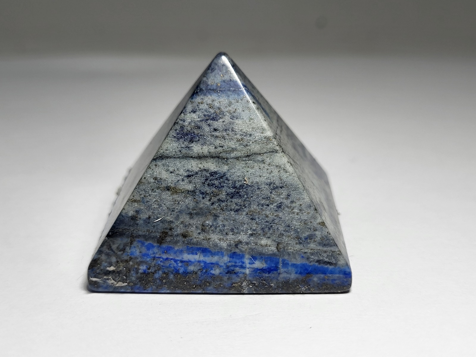Pyramida Lapis Lazuli-Pyramid Lapis Lazuli-Min3107-Lavriostone Pyramida Lapis Lazuli-Pyramid Lapis Lazuli-Min3107-Lavriostone