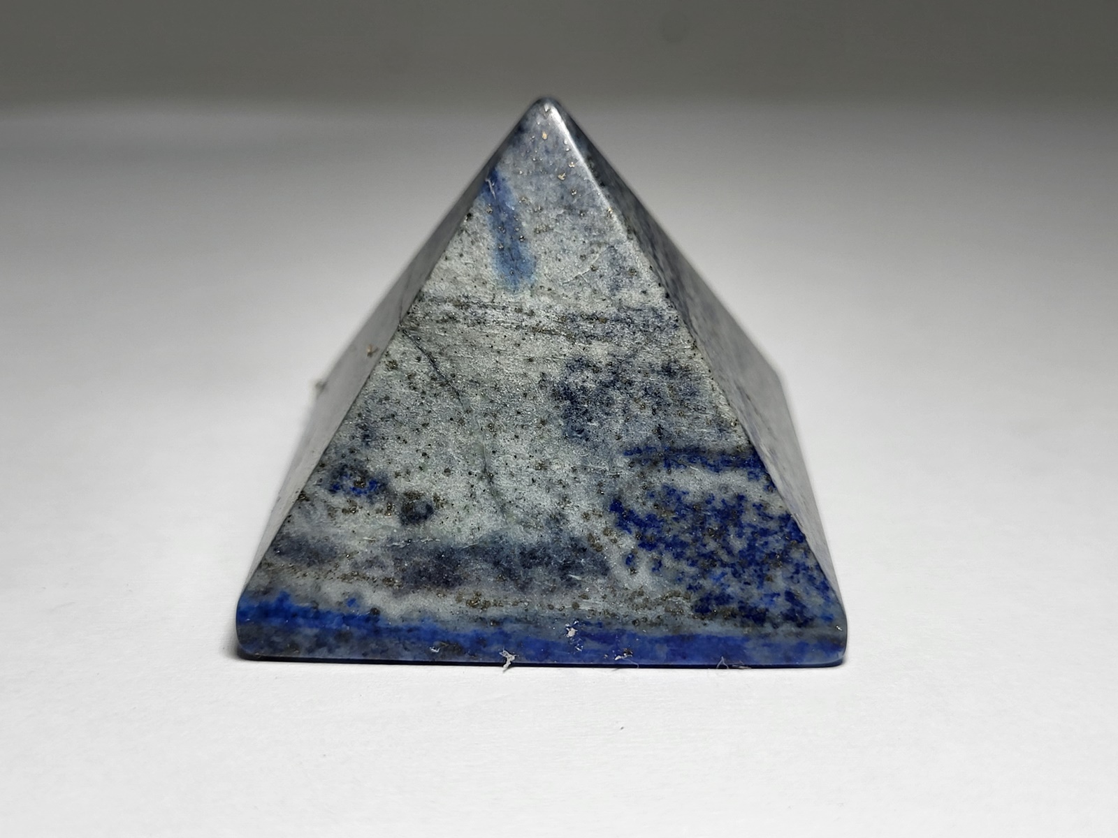 Pyramida Lapis Lazuli-Pyramid Lapis Lazuli-Min3107-Lavriostone Pyramida Lapis Lazuli-Pyramid Lapis Lazuli-Min3107-Lavriostone