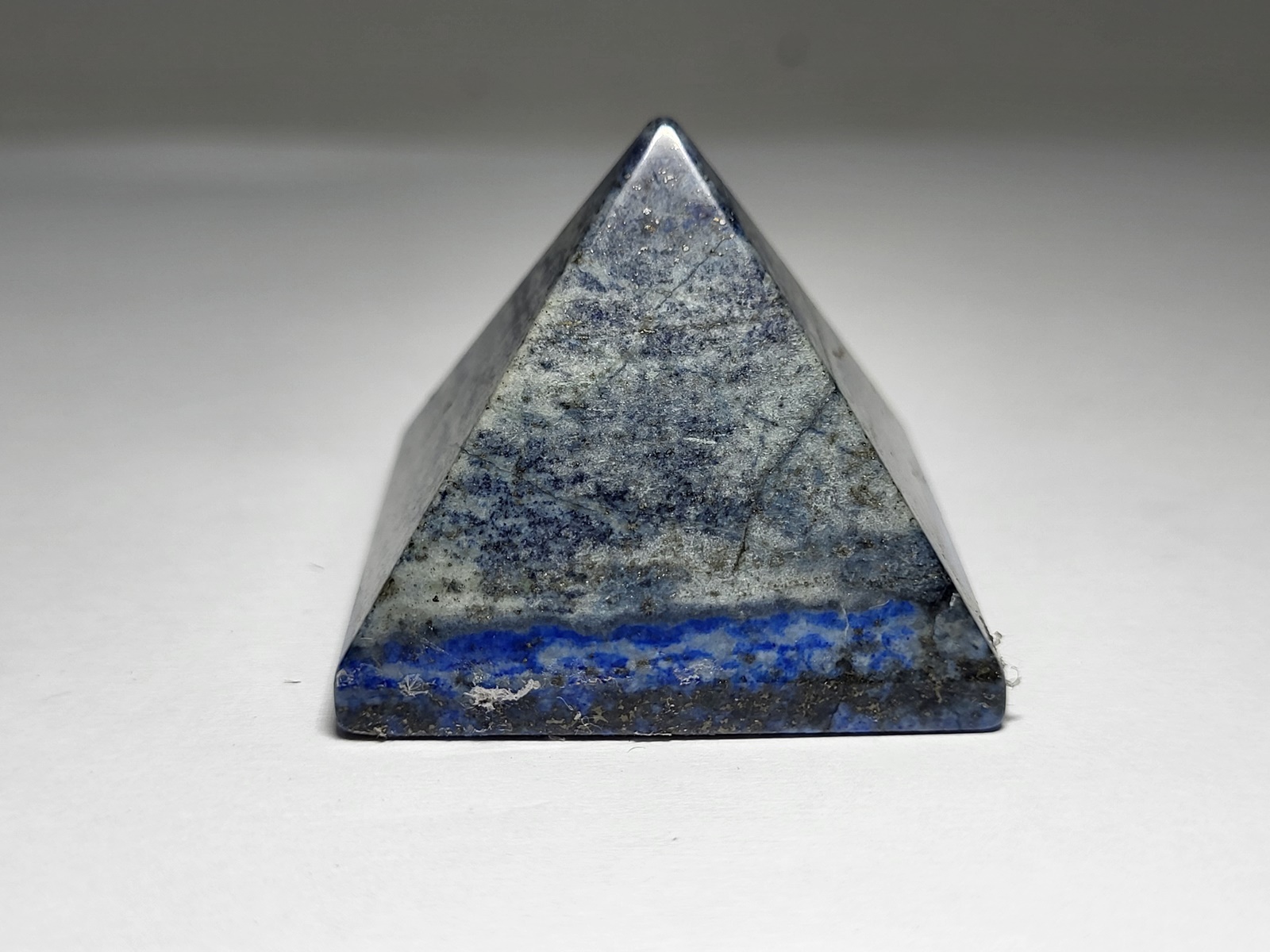 Pyramida Lapis Lazuli-Pyramid Lapis Lazuli-Min3107-Lavriostone Pyramida Lapis Lazuli-Pyramid Lapis Lazuli-Min3107-Lavriostone