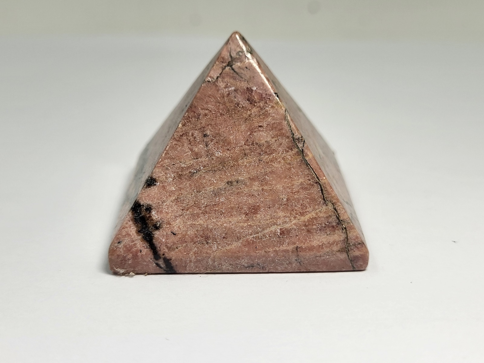 Pyramida Rodoniti - Pyramid Rhodonite-Min3103-Lavriostone Pyramida Rodoniti - Pyramid Rhodonite-Min3103-Lavriostone