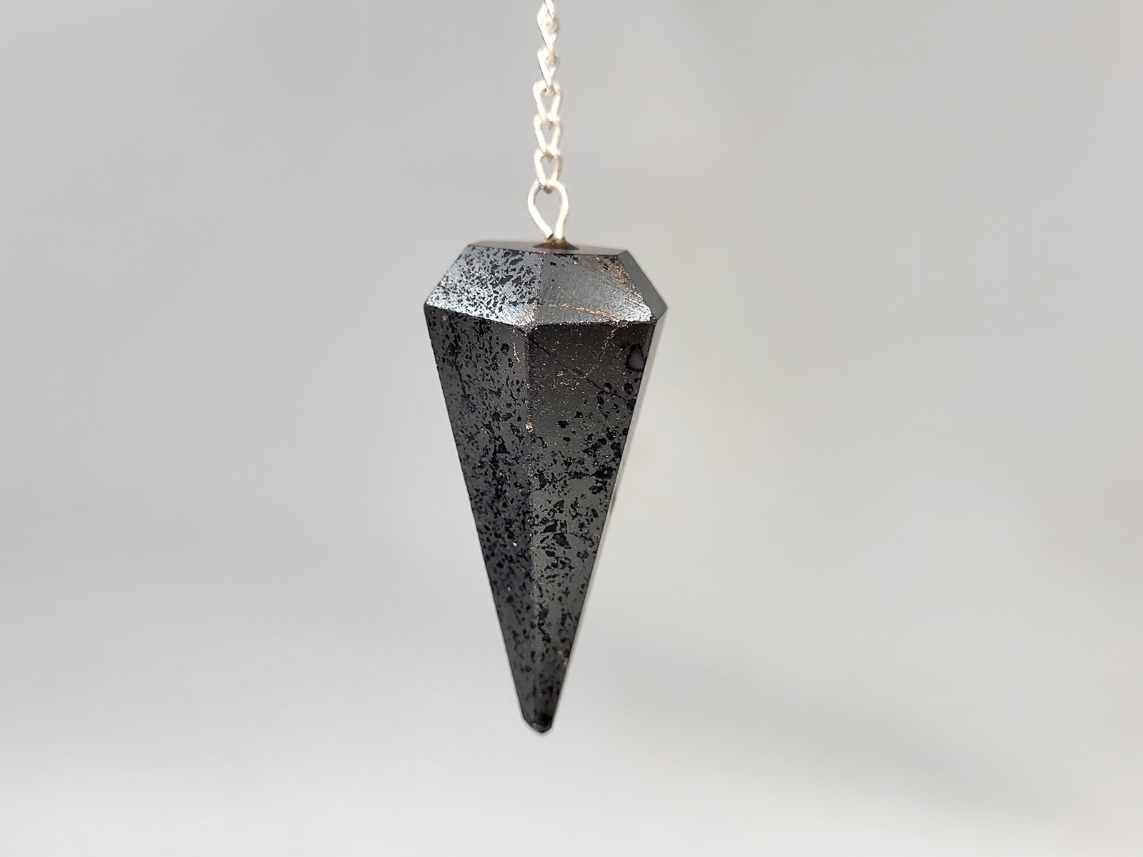Ekkremes-Hematite-Pendulum-Hematite-pd166 Ekkremes-Hematite-Pendulum-Hematite-pd166