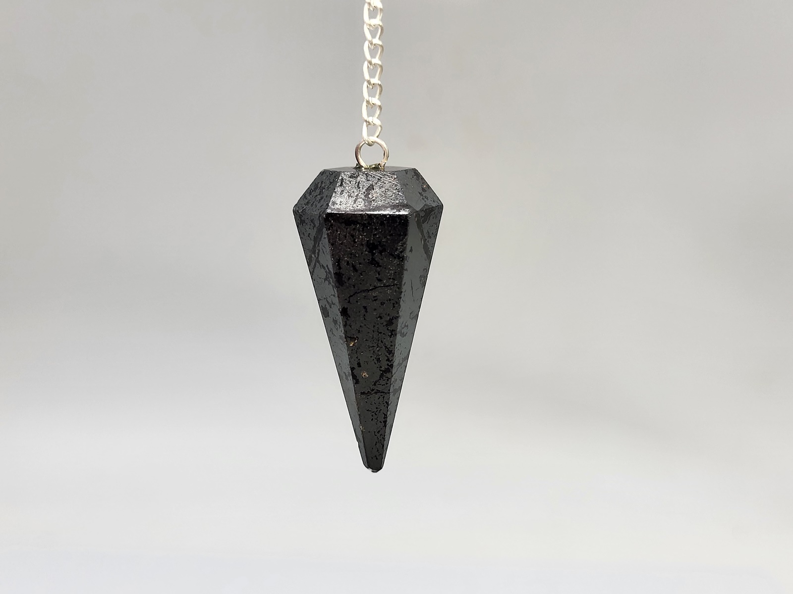 Ekkremes-Hematite-Pendulum-Hematite-pd167 Ekkremes-Hematite-Pendulum-Hematite-pd167