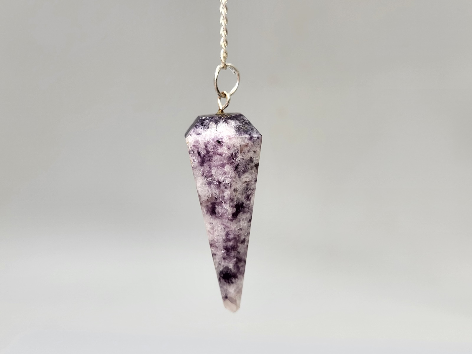 Ekkremes-Lepidolithos-Pendulum-lepidolite-pd169 Ekkremes-Lepidolithos-Pendulum-lepidolite-pd169