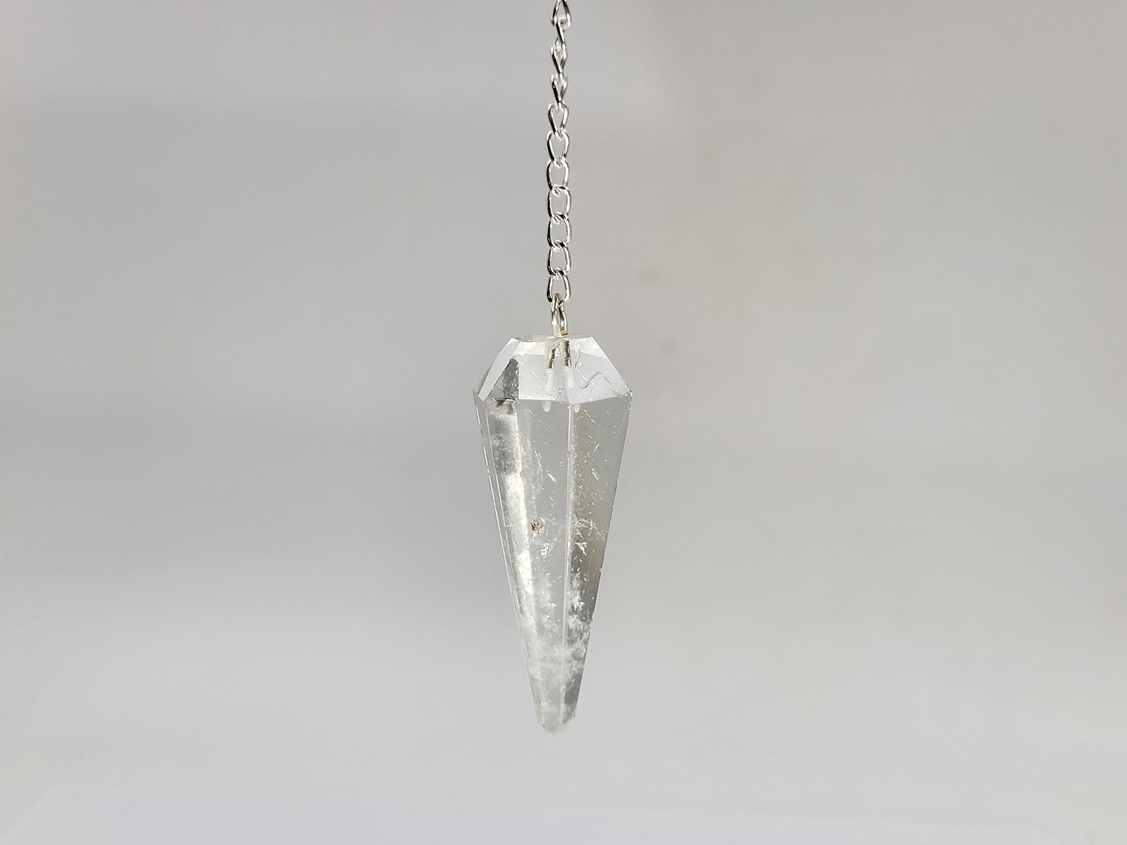 ekkremes-xalazias-pendulum-quartz-Pd214 (1) ekkremes-xalazias-pendulum-quartz-Pd214 (1)